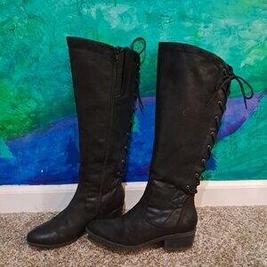 Baretraps size 6.5 lace up black boots, excellent condition